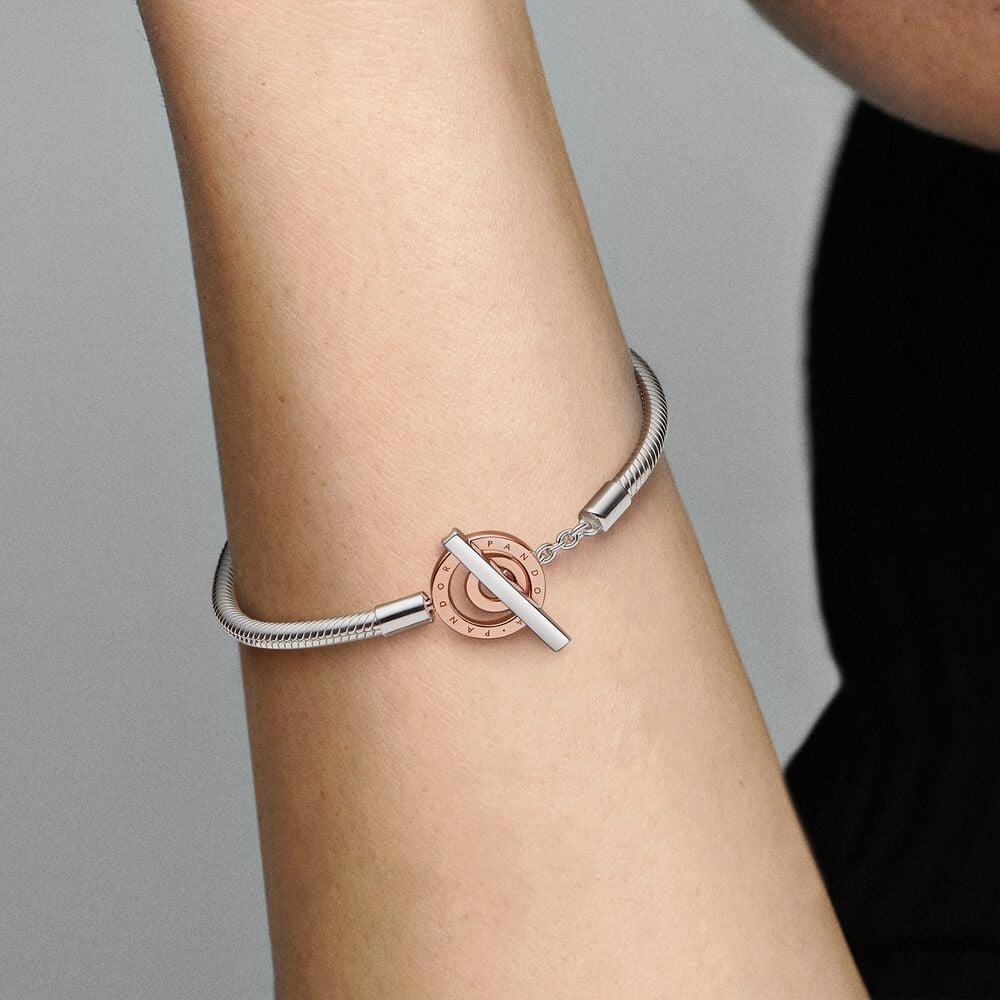 Pandora 582309c00 Signature Zwei-Ton-Logo T-Bar Schlangenkette Armband17 cm